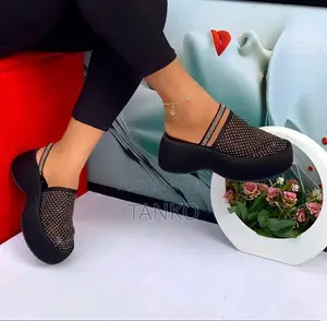 Simple Buckle Slippers
