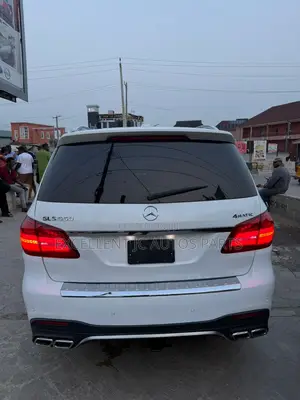Mercedes-Benz GLE-Class GLE 550 4MATIC 2015 White