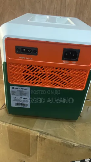 Cola Sola 1000 Pro Solar Generator