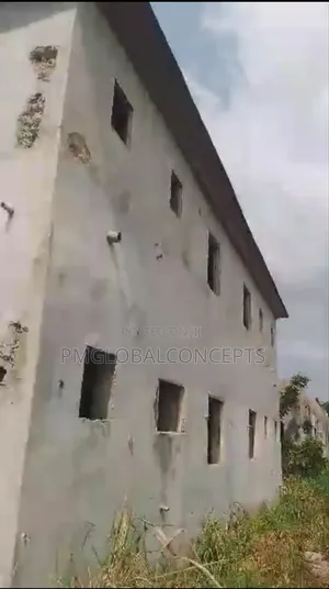 3bdrm Apartment in Oshimili North for sale