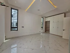 4bdrm Duplex in Ogudu GRA for sale