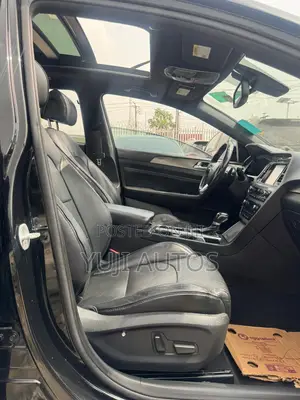 Hyundai Sonata Limited 2.0T Seban (2.0L 4cyl 6A) 2016 Black