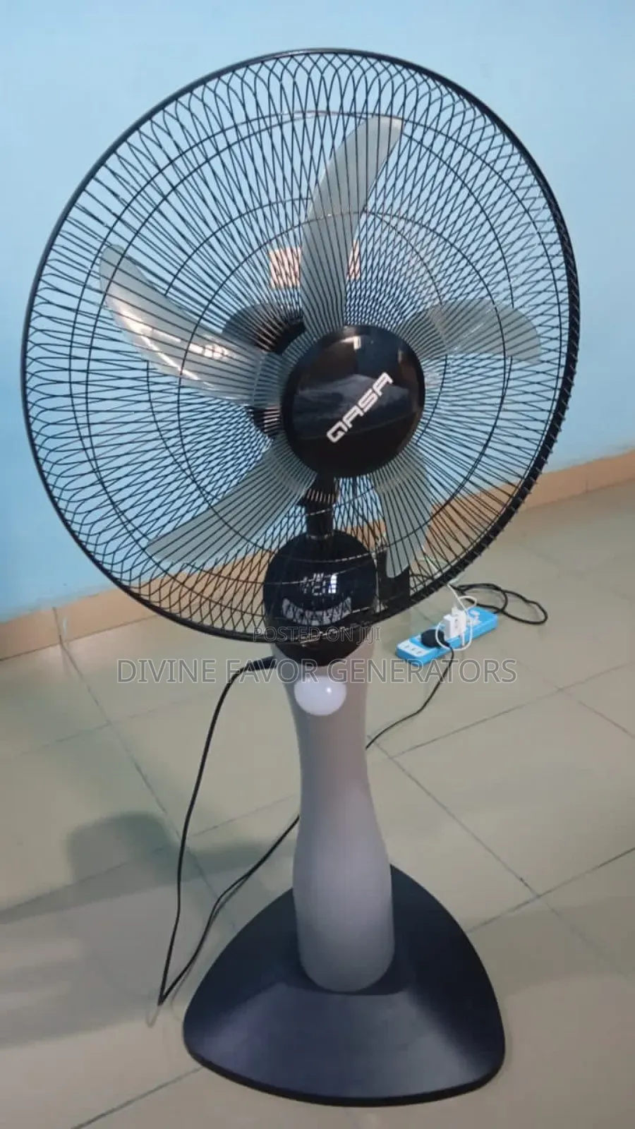 Qasa Solar Rechargeable Fan