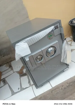Fireproof Safe [Gb102t}