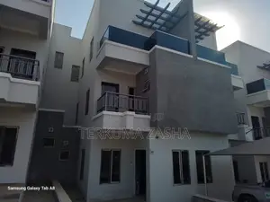 4bdrm Townhouse/Terrace in Guzape for sale