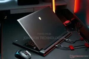 New Laptop Dell Allienware M18 R1 16GB Intel Core i9 SSD 1T