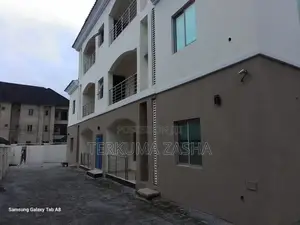 10bdrm Block of Flats in Kubwa Extension 3 for sale