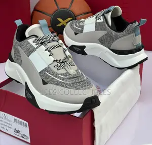 Top Quality Valentino Garavani Sneakers