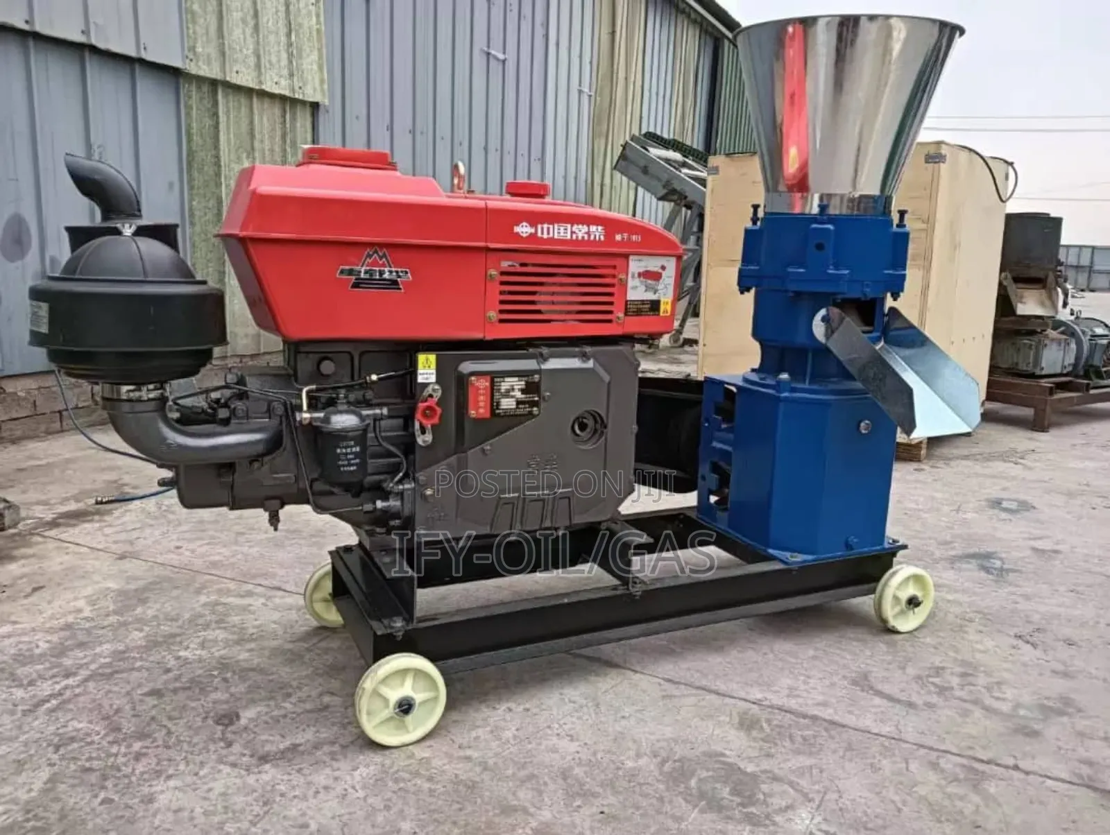 Feeds Palletizer Wit Desel Engine
