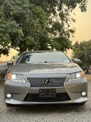 Lexus ES 350 FWD 2015 Gray