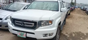 Honda Ridgeline RTL w/Leather 4x4 Crew Cab 122 in. WB 2012 White