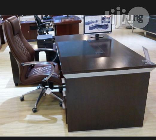 Quality Executive Table