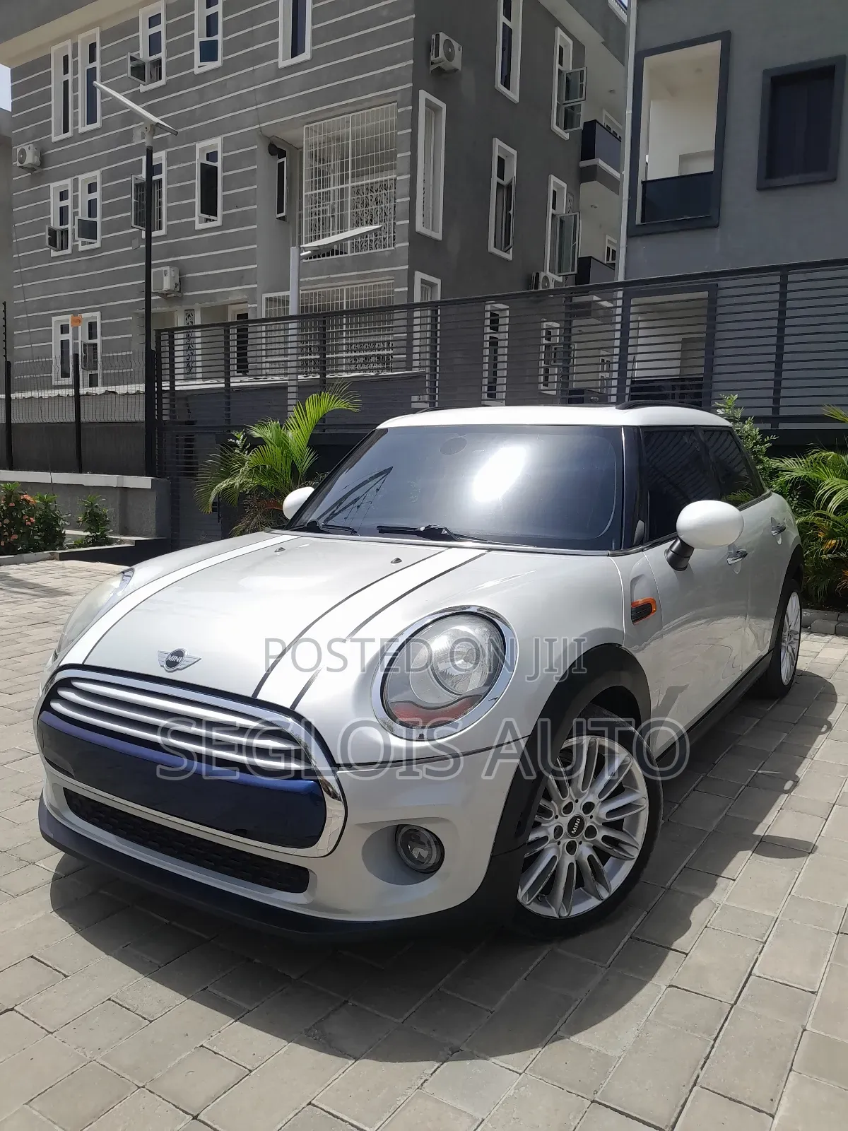 Mini Cooper 2017 Silver