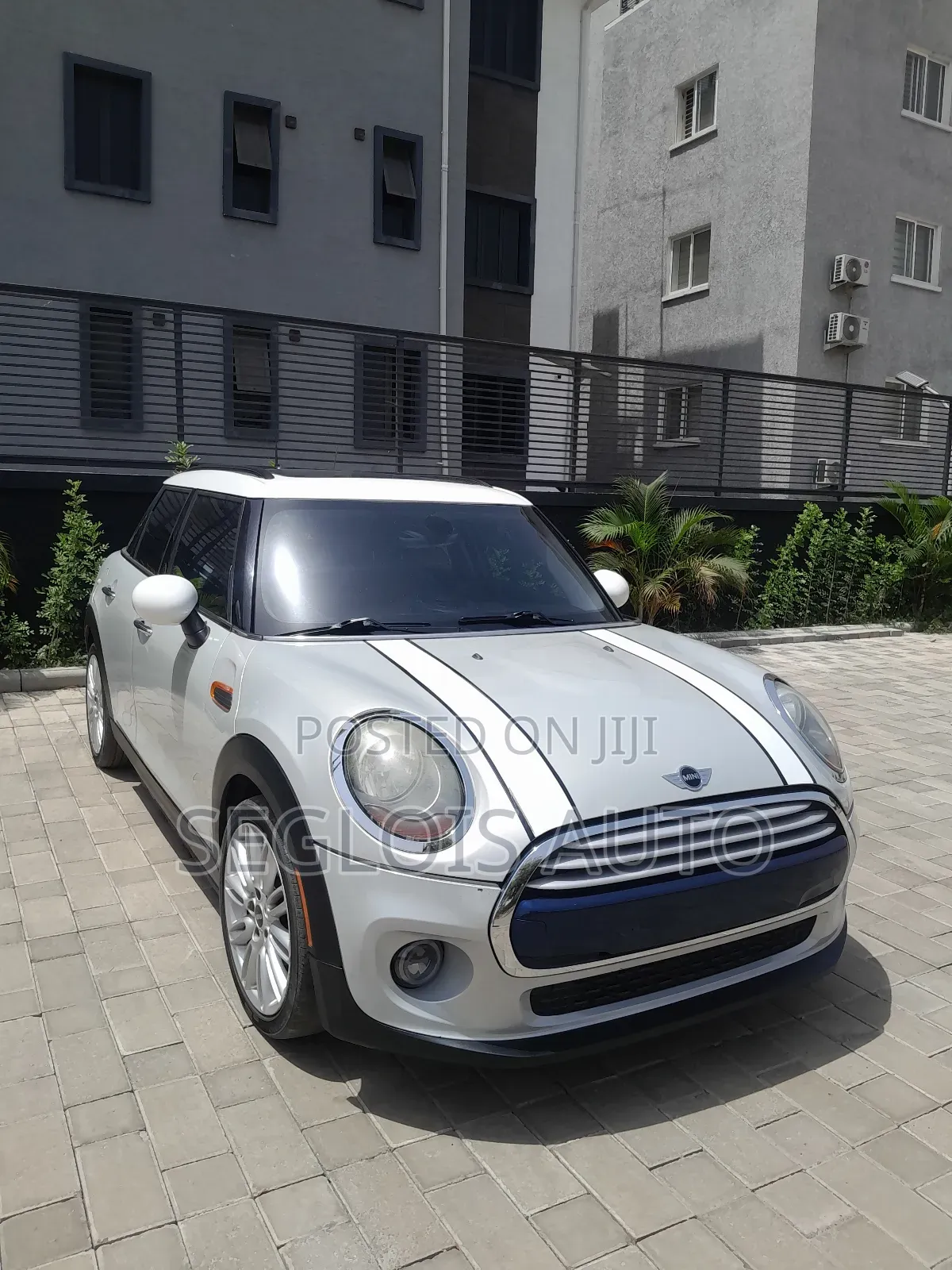 Mini Cooper 2017 Silver
