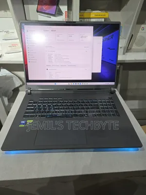 Laptop Asus ROG Strix G731G 32GB Intel Core Ultra 9 SSD 2T