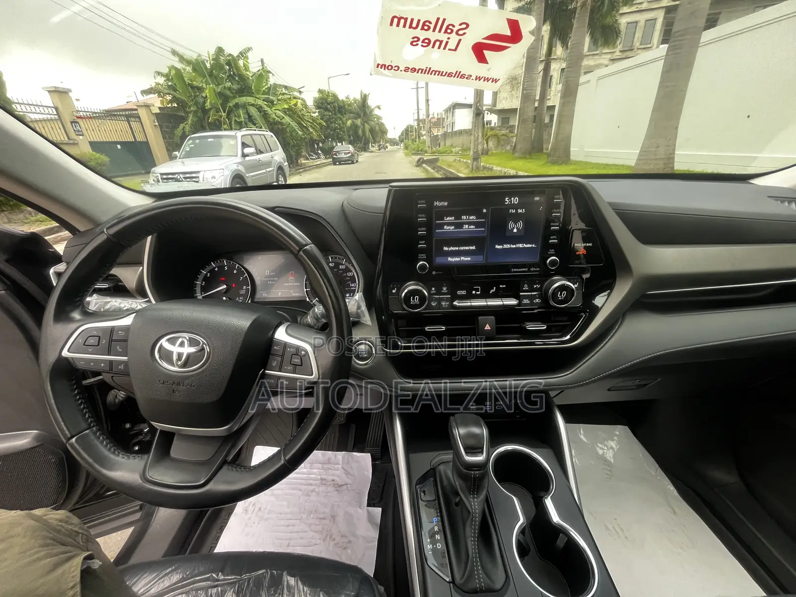 Toyota Highlander XLE 2022 Black