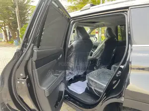 Toyota Highlander XLE 2022 Black