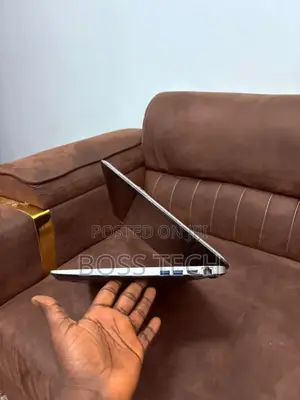 Laptop Toshiba Satellite CL15 4GB Intel Core i5 HDD 500GB