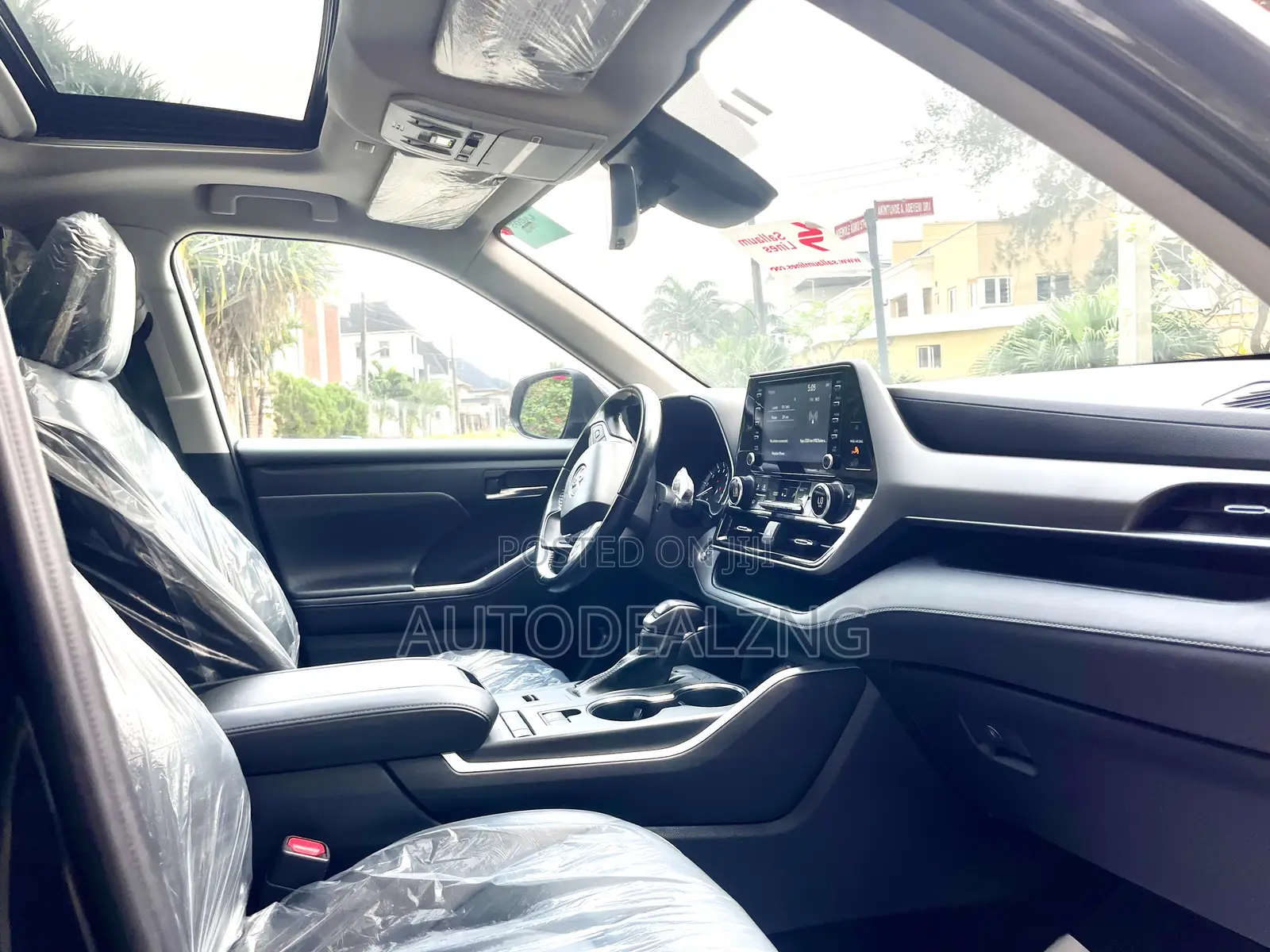 Toyota Highlander XLE 2022 Black