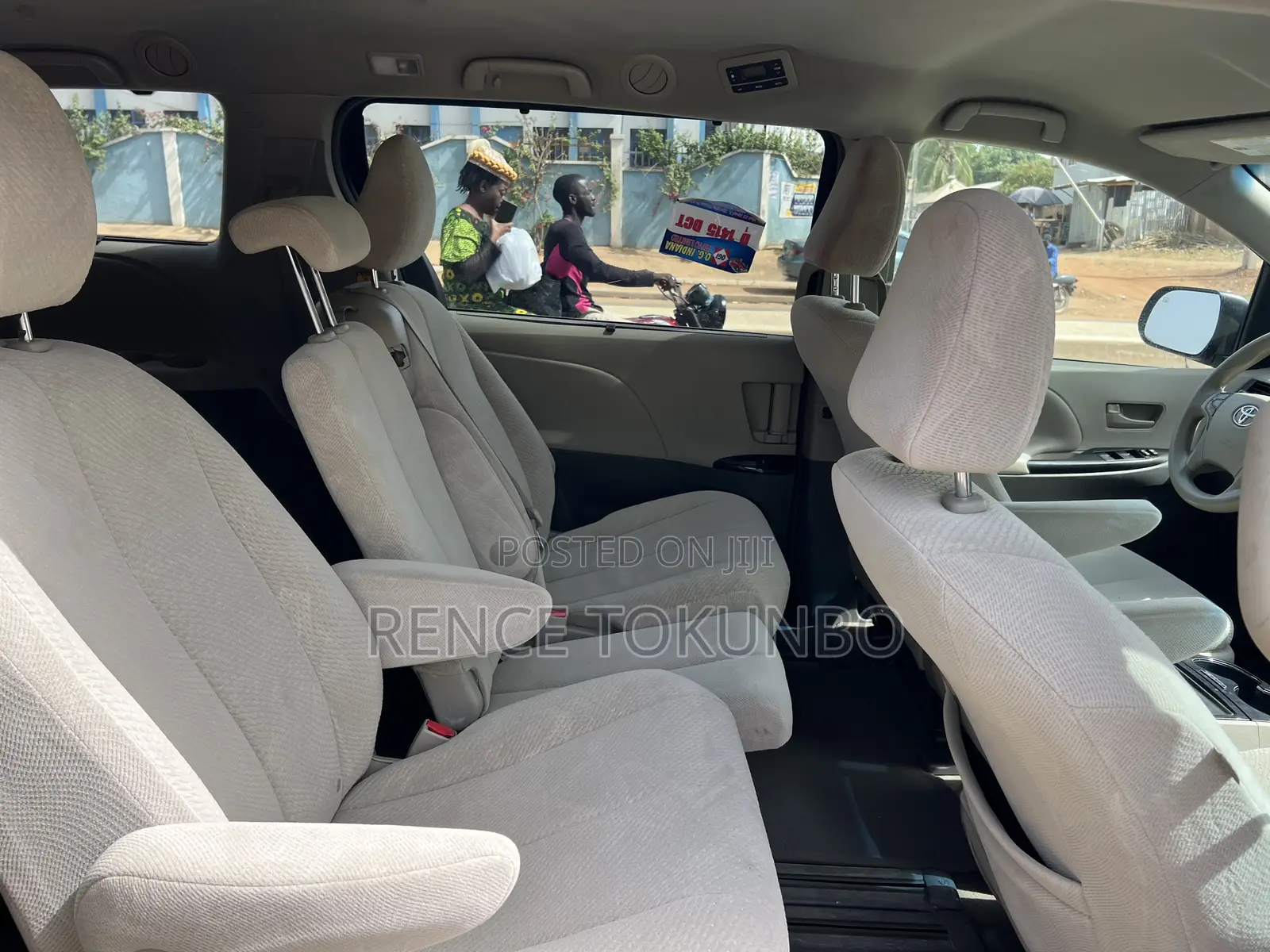 Toyota Sienna 2013 Black