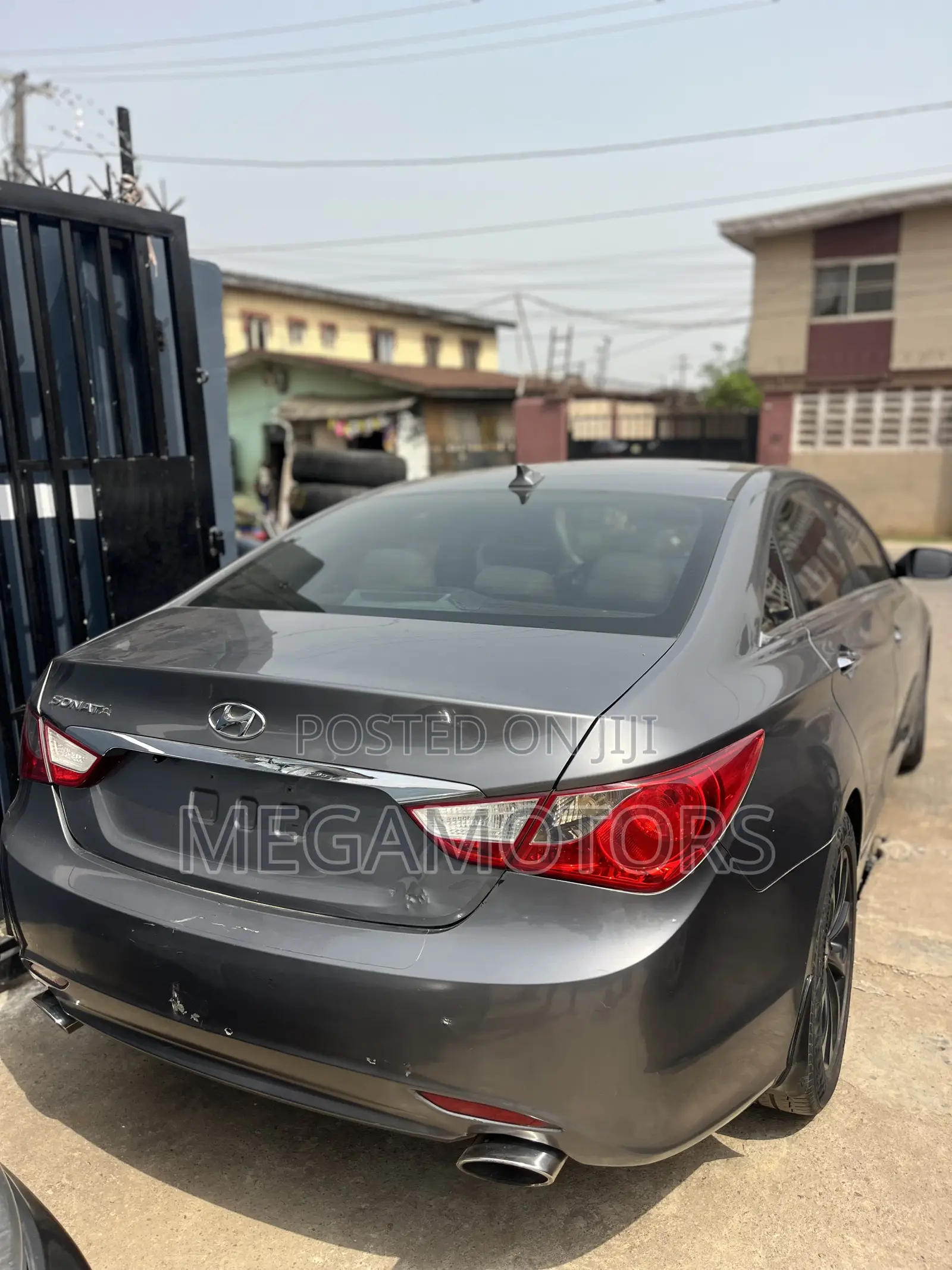 Hyundai Sonata 2011 Gray