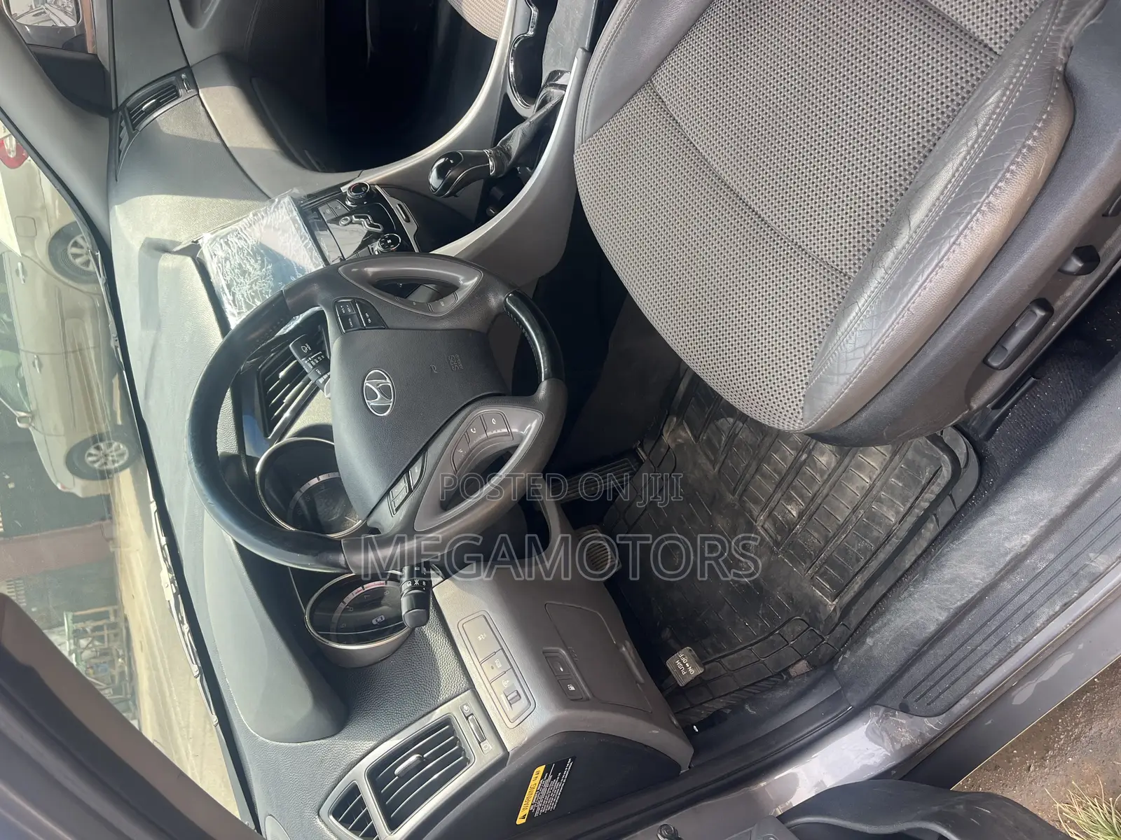 Hyundai Sonata 2011 Gray