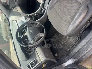 Hyundai Sonata 2011 Gray