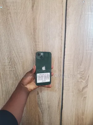 Apple iPhone 13 128 GB Green
