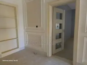 5bdrm Duplex in Utako for sale