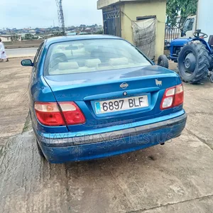 Nissan Almera Tino 2002 Green