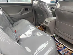 Toyota Camry LE 4dr Sedan (2.5L 4cyl 6AM) 2010 Gray