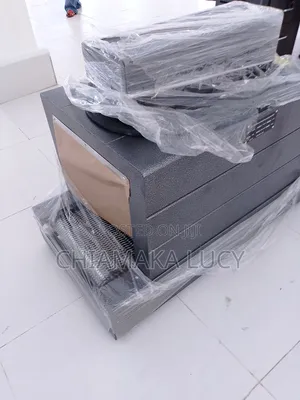 Shrink Packaging Machine