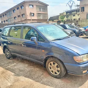 Hyundai Trajet 2004 Blue
