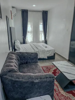 5 Bedroom Fully Furnished Shortlet Apartment