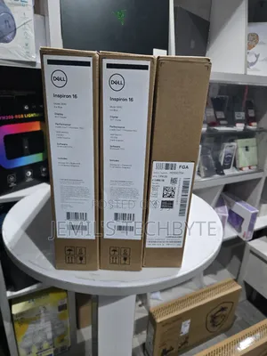 New Laptop Dell Inspiron 5640 16GB Intel Core 7 SSD 1T