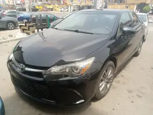 Toyota Camry 2016 Gray