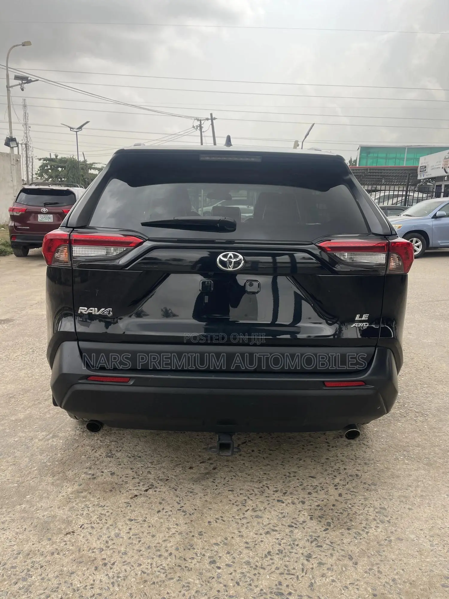 Toyota RAV4 LE 2021 Black