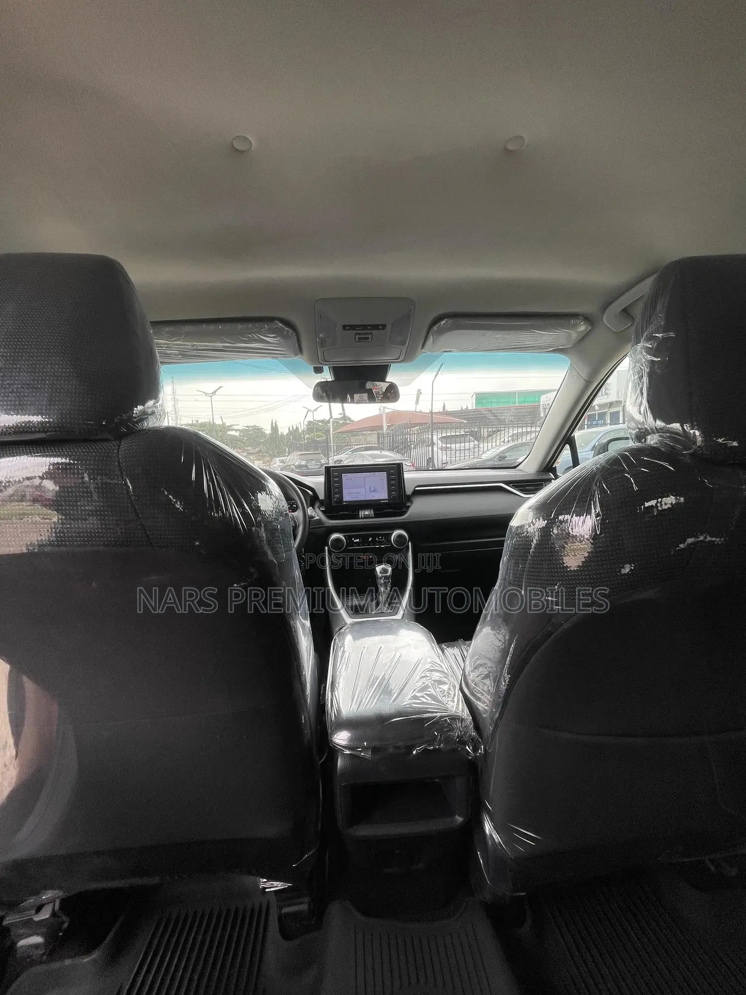 Toyota RAV4 LE 2021 Black