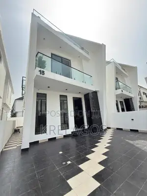 4bdrm Duplex in Orchid, Chevron for sale