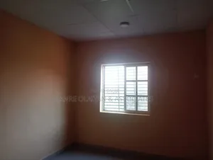 3bdrm Bungalow in Ikeja Gra, Lagos for rent