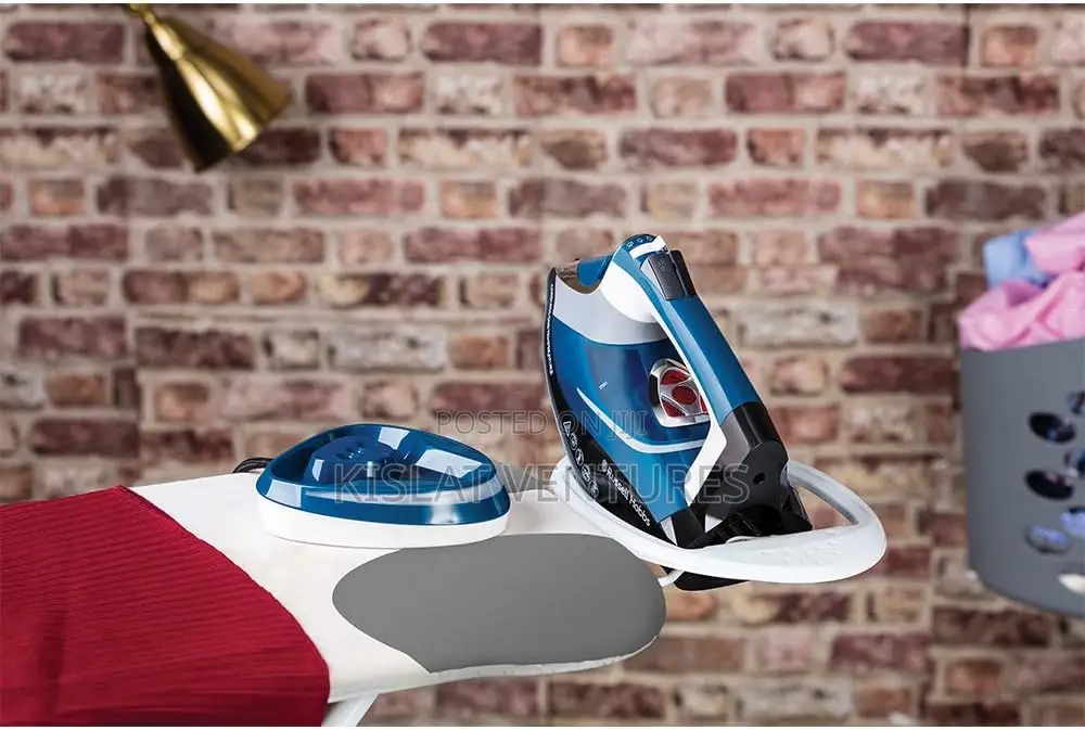 Russell Hobbs One Temperature Cordless Iron - 2600w