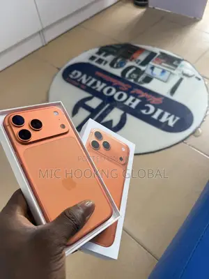 New Apple iPhone 17 Pro Max 2 TB Orange