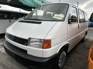 Volkswagen Transporter 2005 White