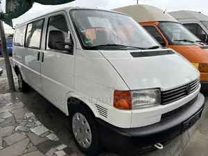 Volkswagen Transporter 2005 White