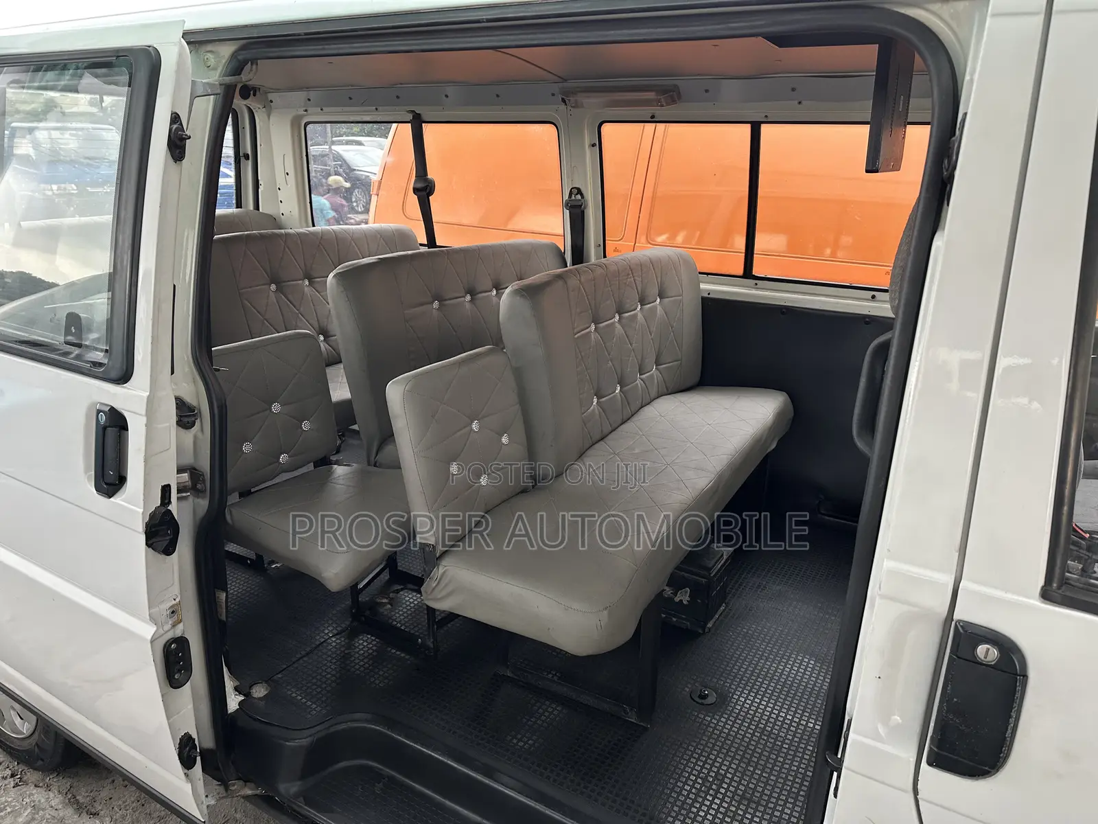 Volkswagen Transporter 2005 White