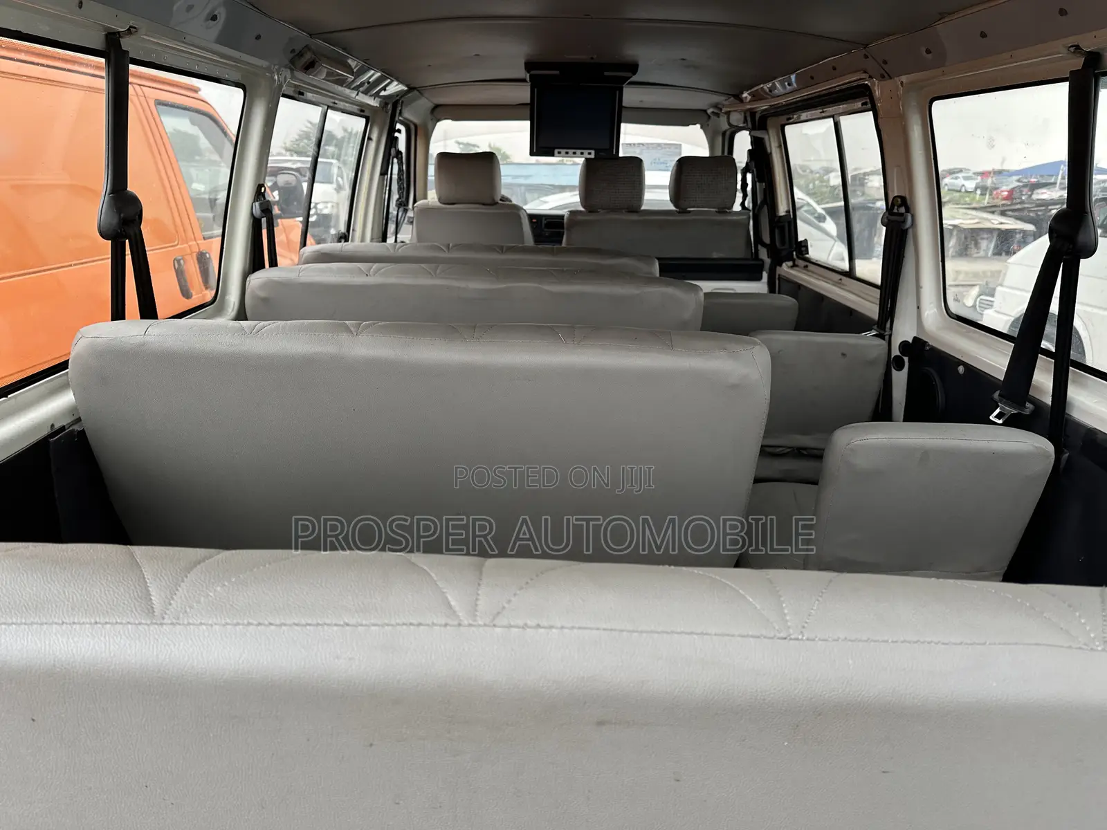 Volkswagen Transporter 2005 White