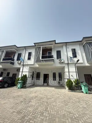 Furnished 4bdrm Duplex in Orchid, Chevron for rent