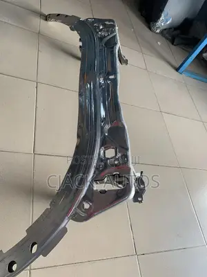 C300 205 Front Cut