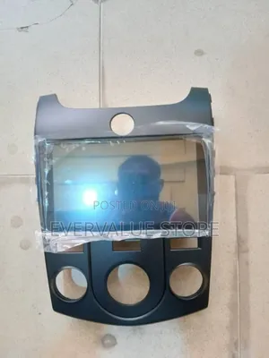 Kia Cerato / Forte Android Player + Reverse Camera