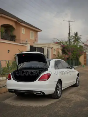 Mercedes-Benz C-Class 2015 White